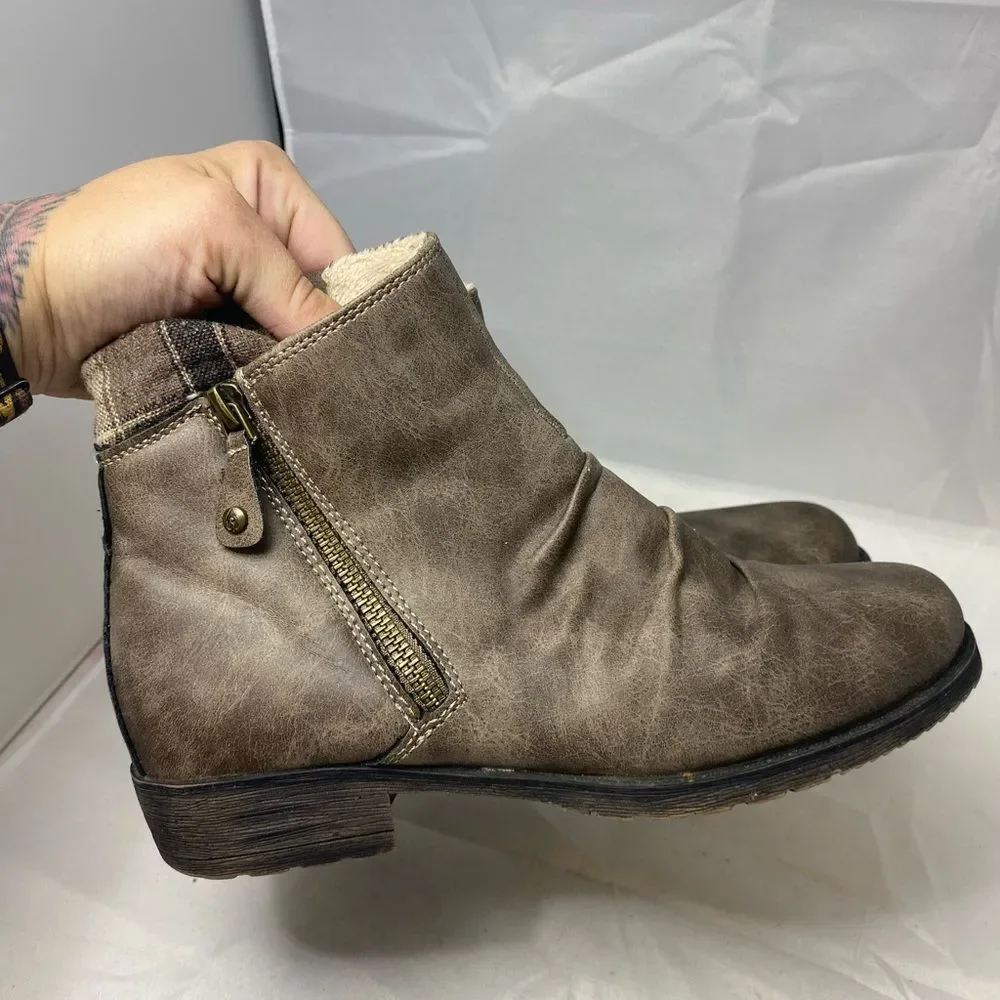 Sporto Women's Honor Water Resistant Bootie Size 6